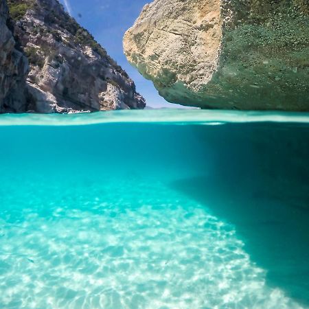 Appartamenti Taloro Ab Iun Q3273 Cala Gonone Luaran gambar