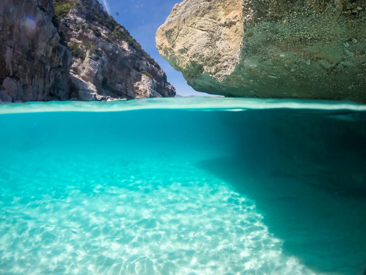 Appartamenti Taloro Ab Iun Q3273 Cala Gonone Luaran gambar