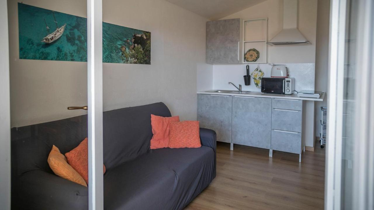 Appartamenti Taloro Ab Iun Q3273 Cala Gonone Luaran gambar